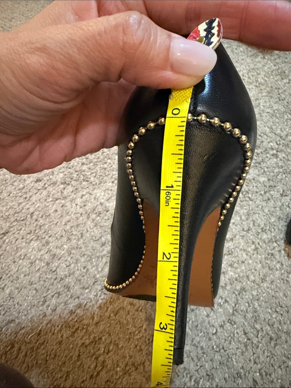 Coach Black Leather Gold Studded Trim Pointed Toe Stiletto Pumps Size 7 - Picture 12 of 13